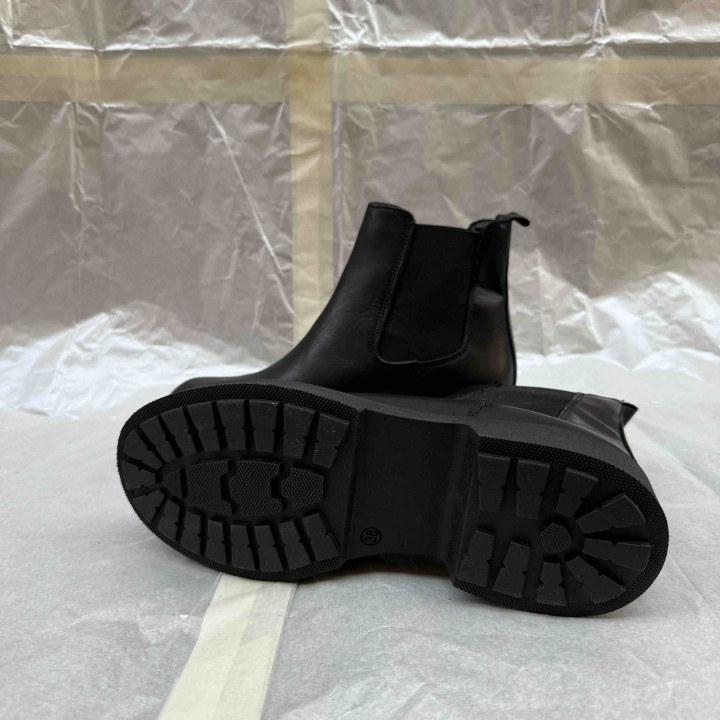 Stivaletto beatles latika