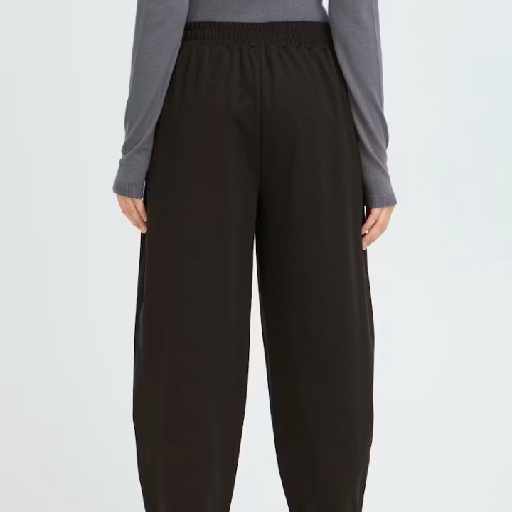 ichi pantalone
