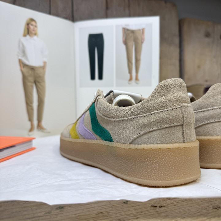 Sneakers beige Melinè
