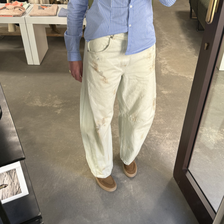 Jeans Gaya Souvenir