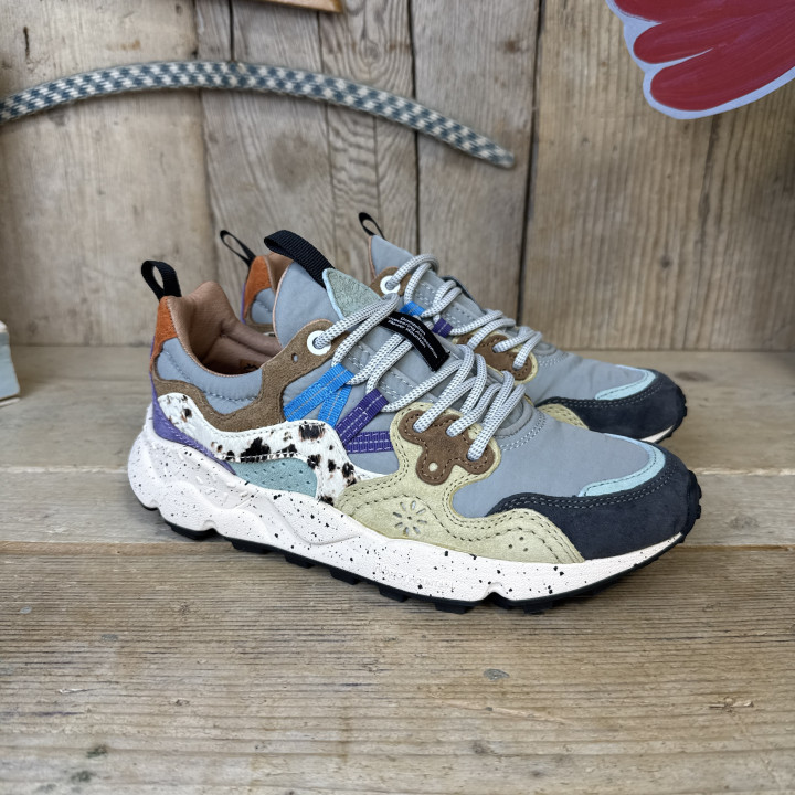 Flower Mountain Yamano 3 dark grey