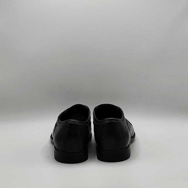 Hundred Scarpa